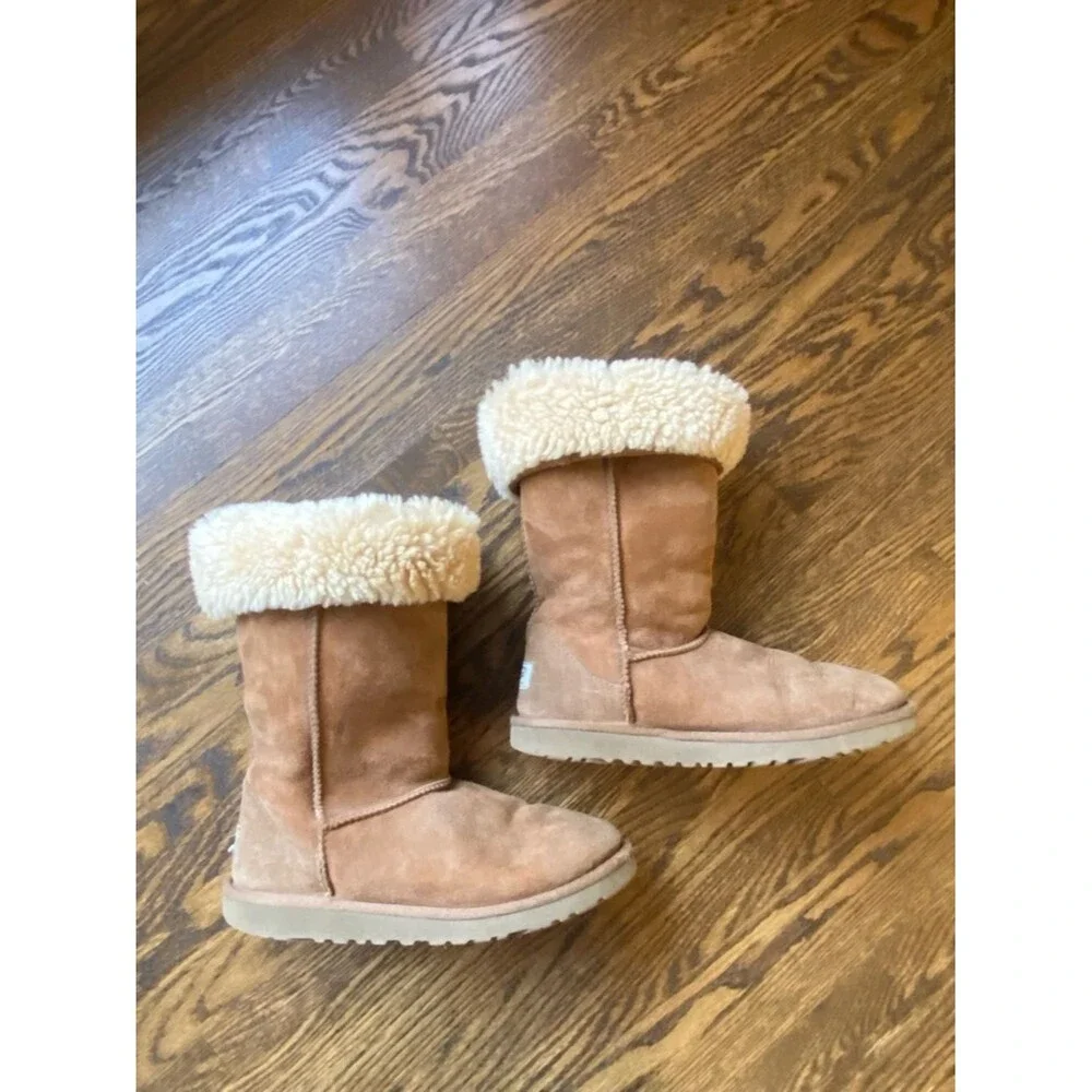 UGG Classic Tall Boots women’s size 5 chestnut